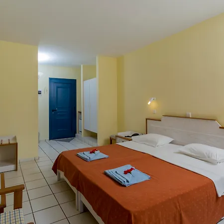 Dessole Dolphin Bay Resort 4*