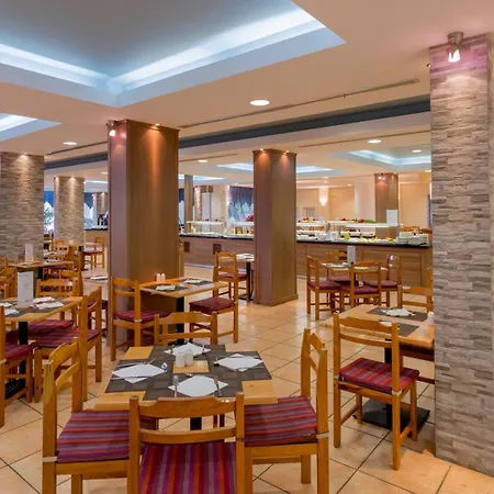Resort Dessole Dolphin Bay 4*