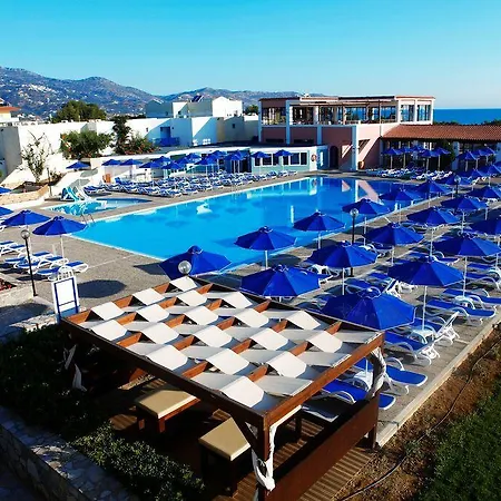 Dessole Dolphin Bay Resort 4*